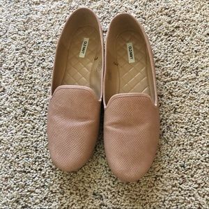 Old Navy blush flats with quilted insoles and small pattern outside. Size 10.